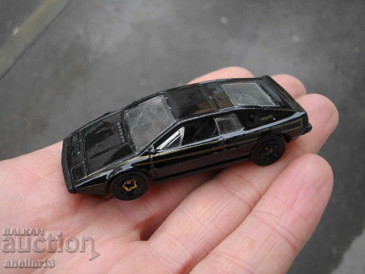 ΜΕΤΑΛΛΙΚΟ ΑΥΤΟΚΙΝΗΤΟ HOT WHEELS LOTUS ESPRIT S1