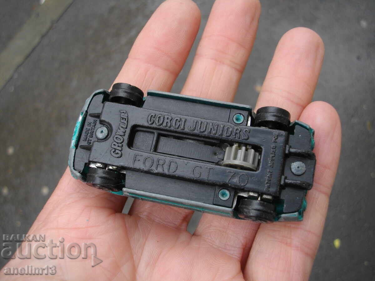 МЕТАЛНА КОЛИЧКА CORGI JUNIORS FORD GT 70 - 6
