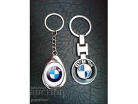 Două brelocuri BMW
