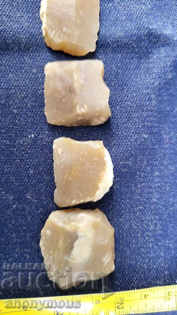 Delivery of 5 Pieces of Flint for Rifles or Pistols, Old Originals Delivery of 5 Pieces of Flint for Rifles or Pistols, Old Originals