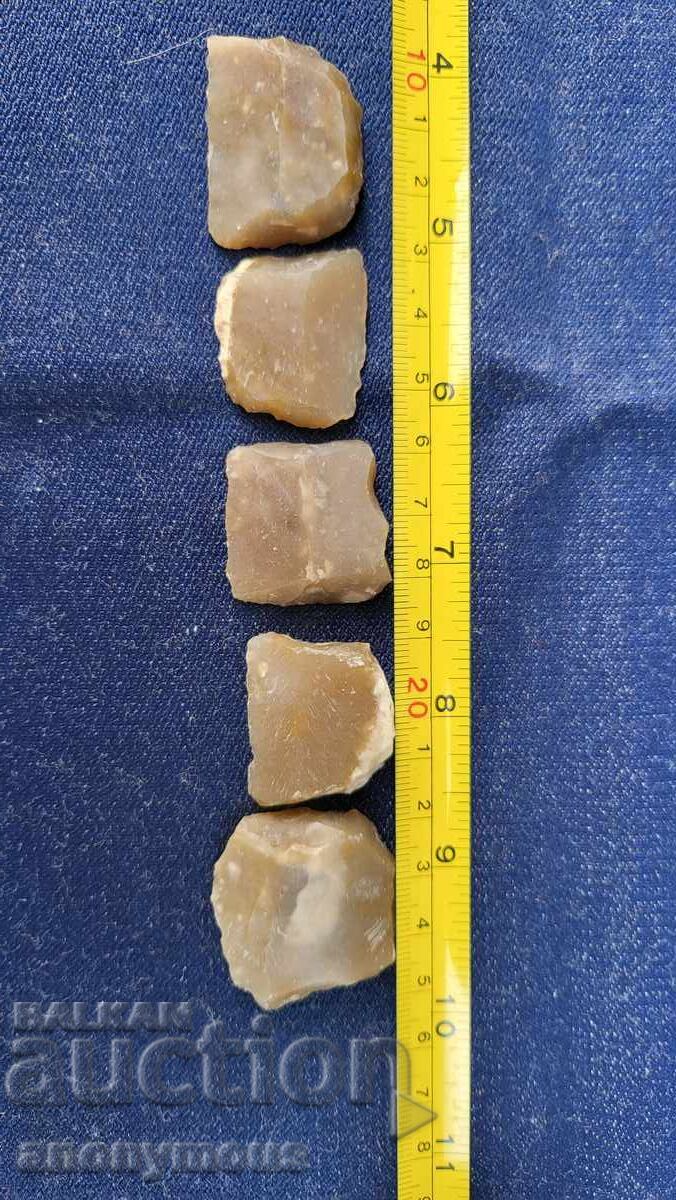 5 Pieces of Flint for Rifles or Pistols, Old Originals 5 Pieces of Flint for Rifles or Pistols, Old Originals
