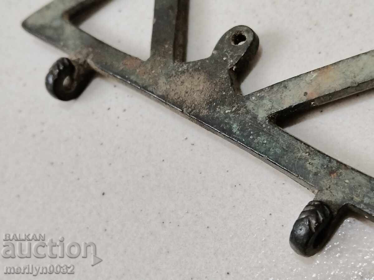 Licitație Instrument otoman cu plumb nivel din bronz REDKAZ