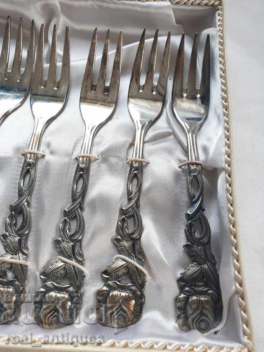 Δημοπρασία Σετ επιχρυσωμένων ασημένιων επιδορπίων Δημοπρασία Σετ επιχρυσωμένων ασημένιων επιδορπίων