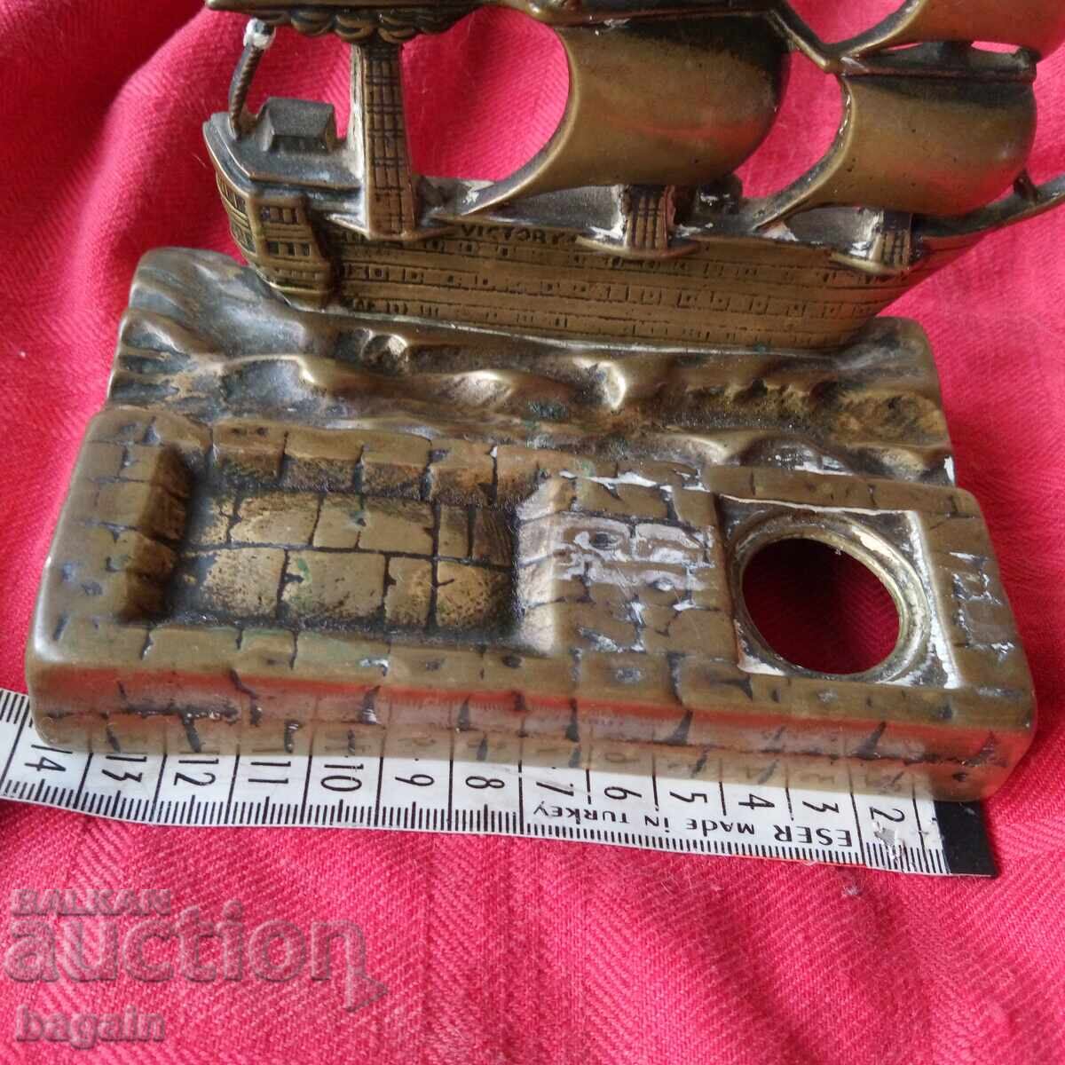 Delivery of Bronze inkwell, 19th century