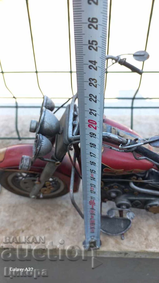 МЕТАЛЕН МОТОР МОДЕЛ МАКЕТ ИГРАЧКА УНИКАТ - 6 МЕТАЛЕН МОТОР МОДЕЛ МАКЕТ ИГРАЧКА УНИКАТ - 6