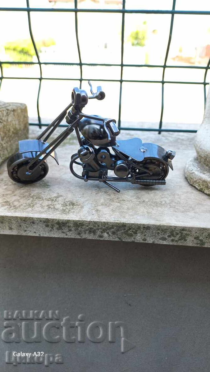 Аукцион МЕТАЛЕН МОТОР МОДЕЛ МАКЕТ ИГРАЧКА УНИКАТ Аукцион МЕТАЛЕН МОТОР МОДЕЛ МАКЕТ ИГРАЧКА УНИКАТ