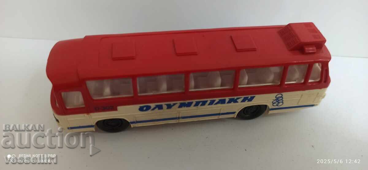 Delivery of Old toy bus Mercedes 1/87 Greece HO scale
