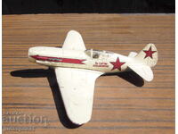 Παλιό παιχνίδι μοντέλο ρωσικού στρατιωτικού αεροπλάνου Β' Παγκοσμίου Πολέμου