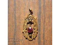 Αρχαίο επίχρυσο μενταγιόν για κολιέ κόσμημα