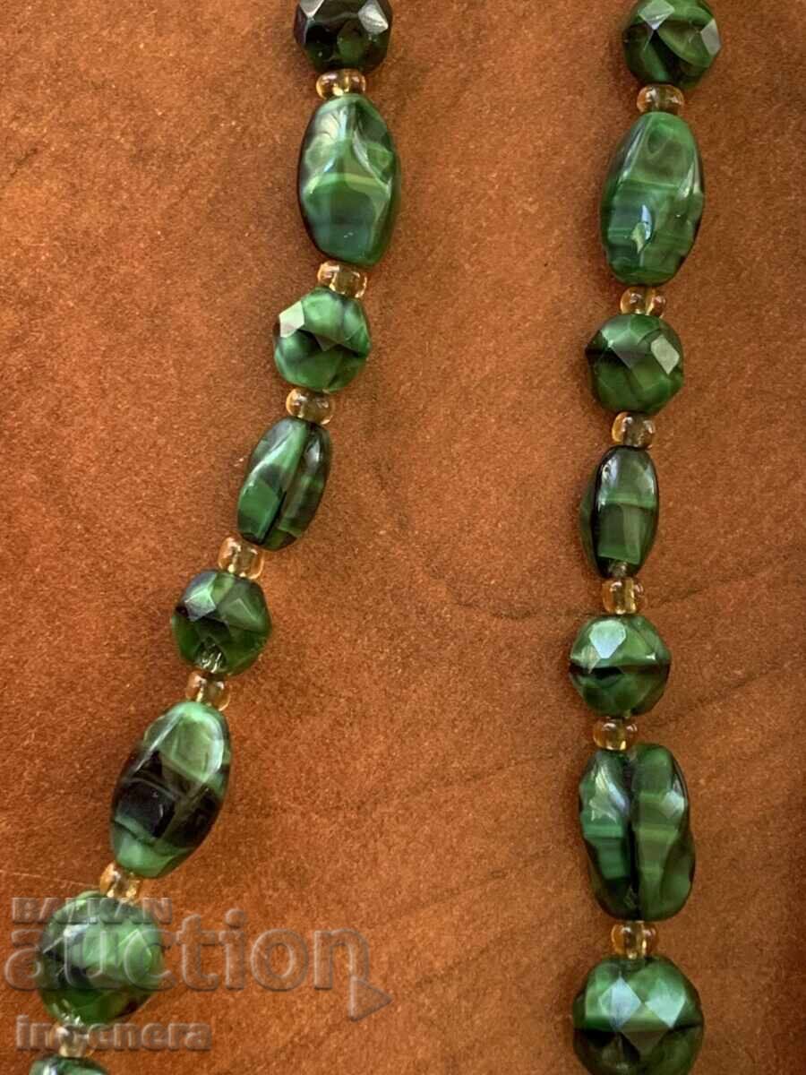 ГЕРДАН НАКИТ с цена 9.00 лв. | € 4.60 ГЕРДАН НАКИТ с цена 9.00 лв. | € 4.60