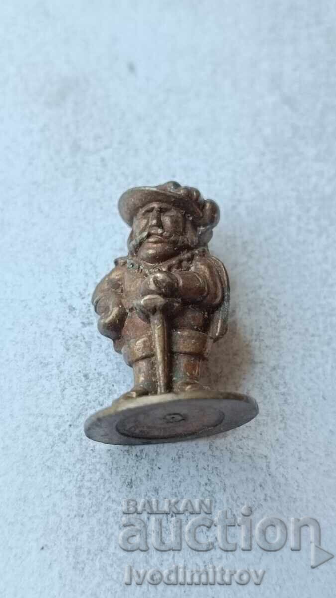 Musketeer chocolate egg metal figurine with price 4.85 BGN | € 2.48