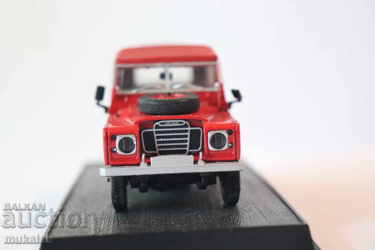 Аукцион 1/43 LAND ROVER ПОЖАРНА КОЛИЧКА МОДЕЛ Аукцион 1/43 LAND ROVER ПОЖАРНА КОЛИЧКА МОДЕЛ
