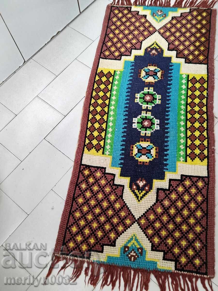 Παλιά ταπετσαρία για κέντημα τοίχου, εικόνα χαλιού Παλιά ταπετσαρία για κέντημα τοίχου, εικόνα χαλιού