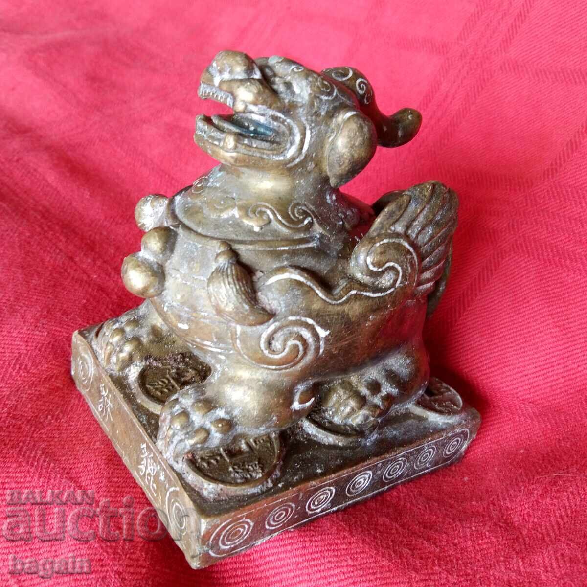 Χάλκινο άγαλμα. με τιμή 150.00 BGN | € 76.69