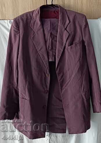 Ανδρικό κοστούμι