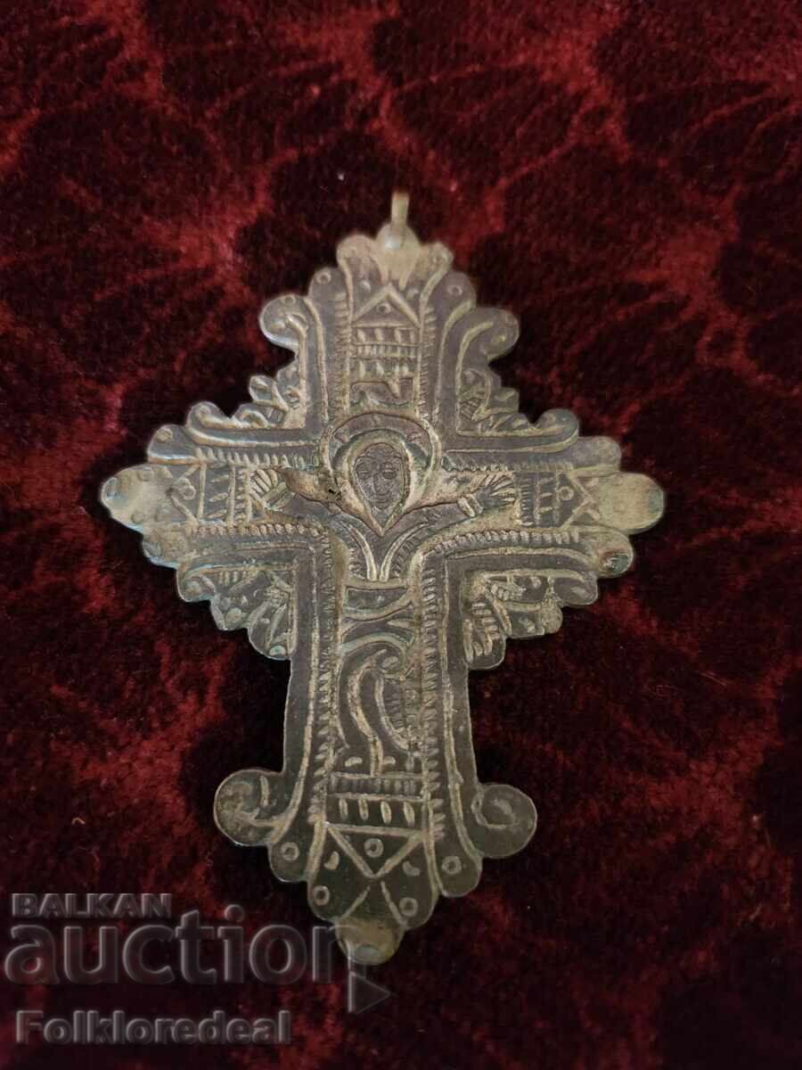 Сребрен рачно изработен крст за носии од Битолско поле - 6