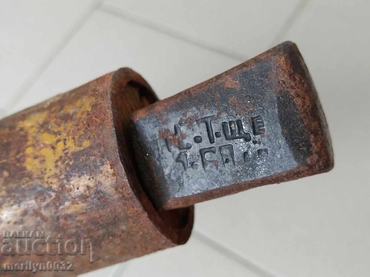 Δημοπρασία Αρχαίο αμόνι για κόψιμο δρεπανιού