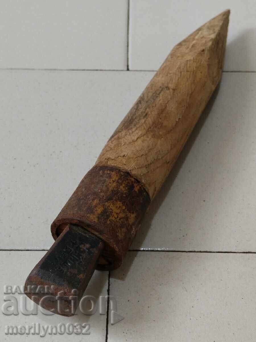 Αρχαίο αμόνι για κόψιμο δρεπανιού - 5