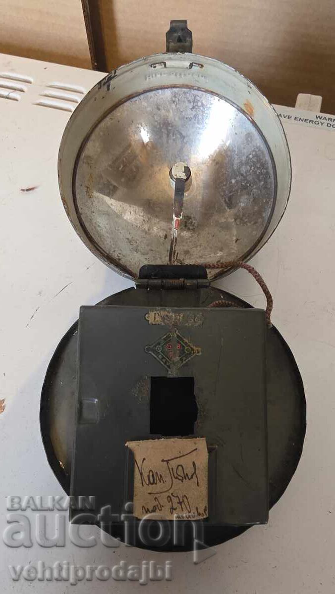 Στρατιωτικός φακός