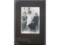 Παλιά οικογενειακή φωτογραφία φωτογραφικού στούντιο Σόφια χαρτόνι