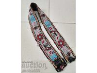 Costum de la începutul secolului XX cu centură cu mărgele