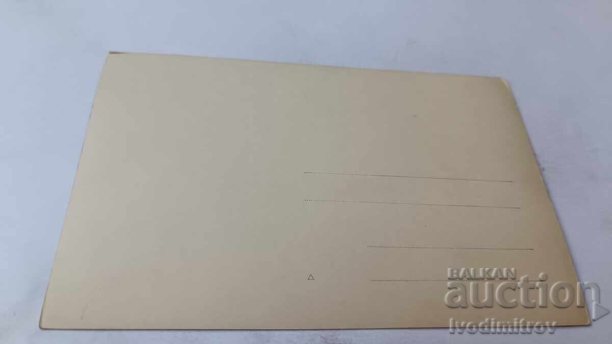 Φωτογραφία Αγίου Κωνσταντίνου Νέες κοπέλες σε βράχους δίπλα στη θάλασσα με τιμή 2.85 BGN | € 1.46