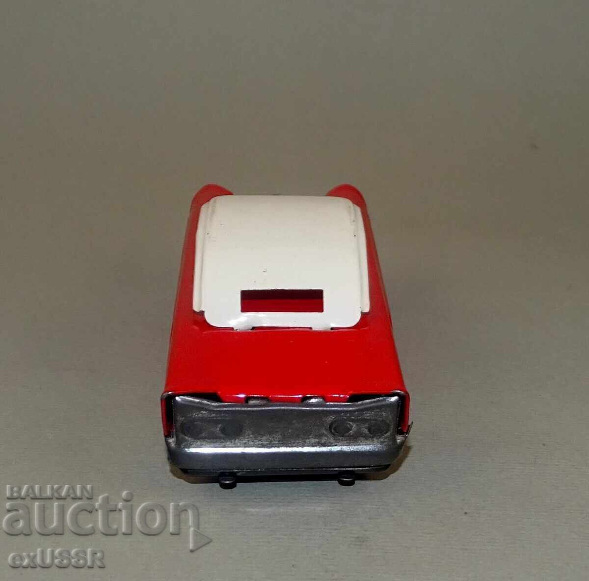 Old Metal Car Coupe Model, Sheet Metal - 5