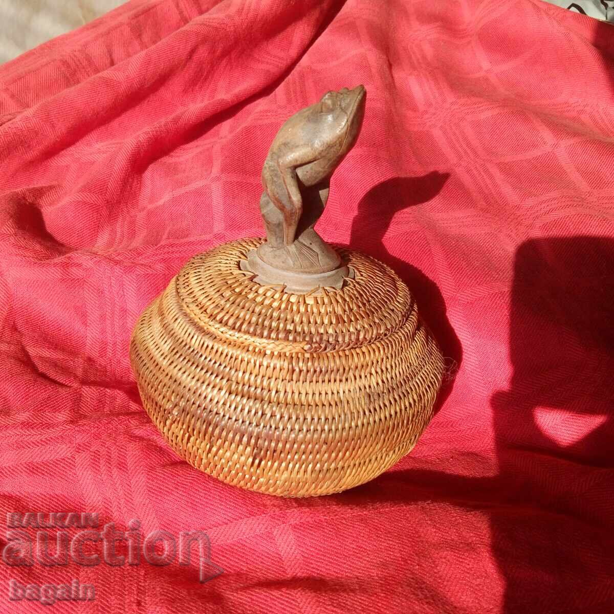 Ritual vessel, wood, rattan with price € 51.13 | 100.00 BGN