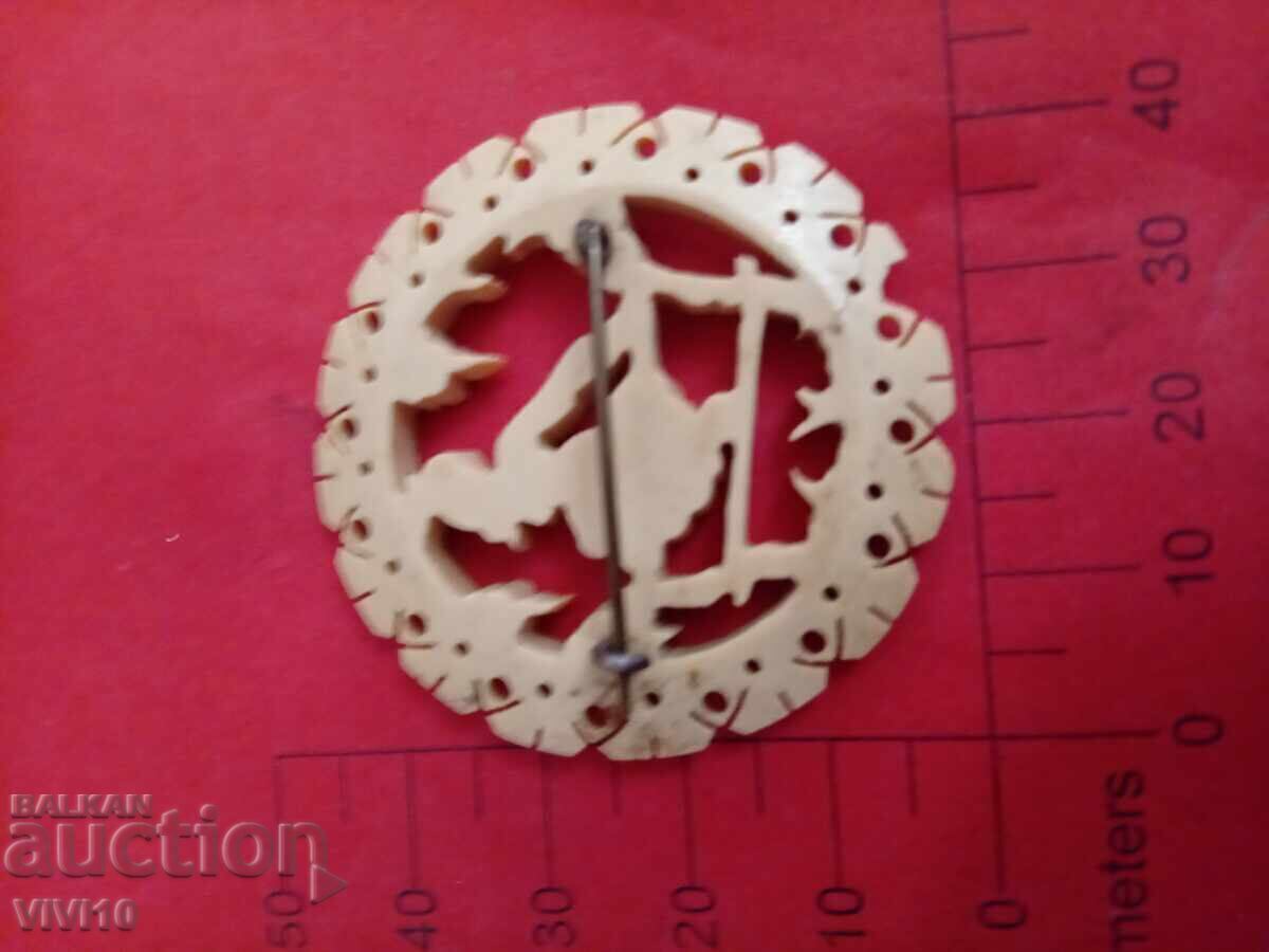 Antique brooch, Bakelite, France with price 30.00 BGN | € 15.34