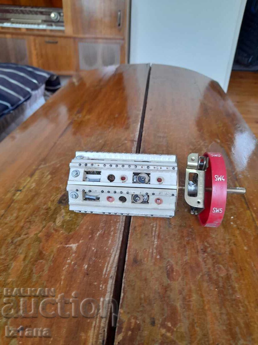 Παλαιός διακόπτης καναλιών Βεφ, Vef 206