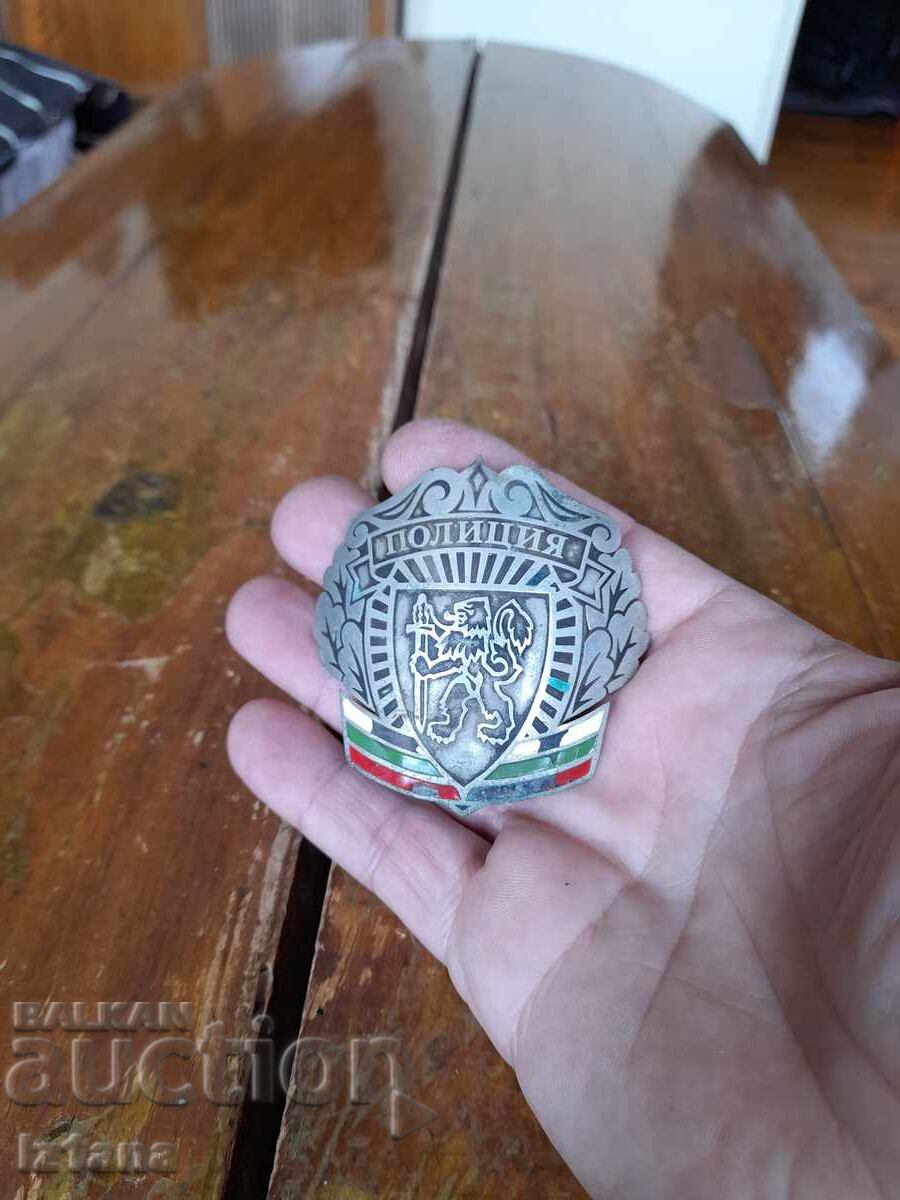 Cocarda Poliție cu preț 37.00 BGN | € 18.92 Cocarda Poliție cu preț 37.00 BGN | € 18.92