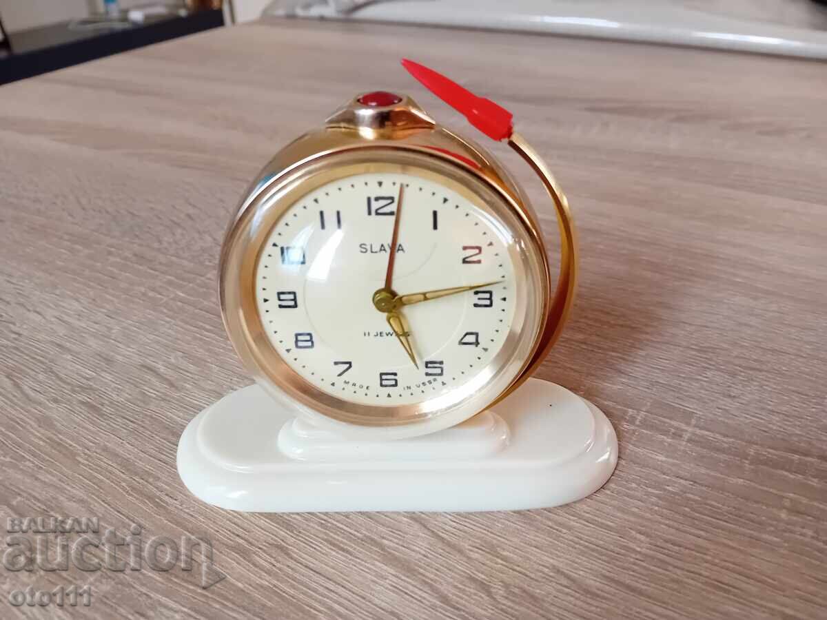 CLOCK ALARM GLORY GLOBE - USSR CLOCK ALARM GLORY GLOBE - USSR