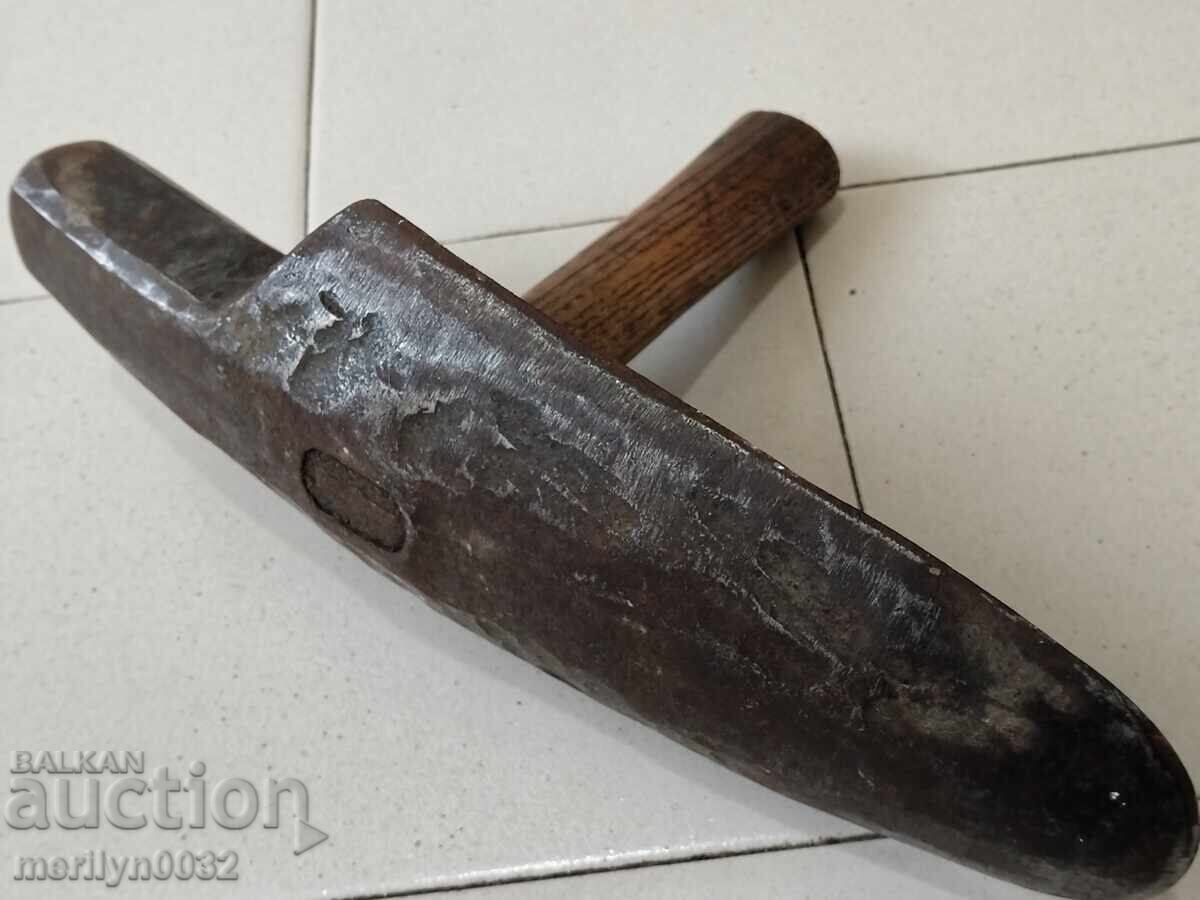 Παλιό σφυρί για τοποθέτηση πλακών, πλάκες με νούμερο και σφραγίδα με τιμή 98.00 BGN | € 50.11