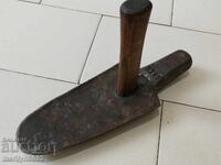 Стар чук за подреждане на павета, плочи с номер и печат