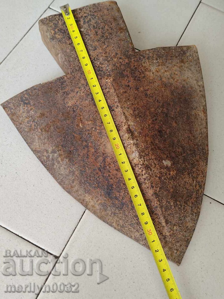 Δημοπρασία Σφυρήλατο άροτρο, σφυρήλατο σίδερο, πρωτόγονο