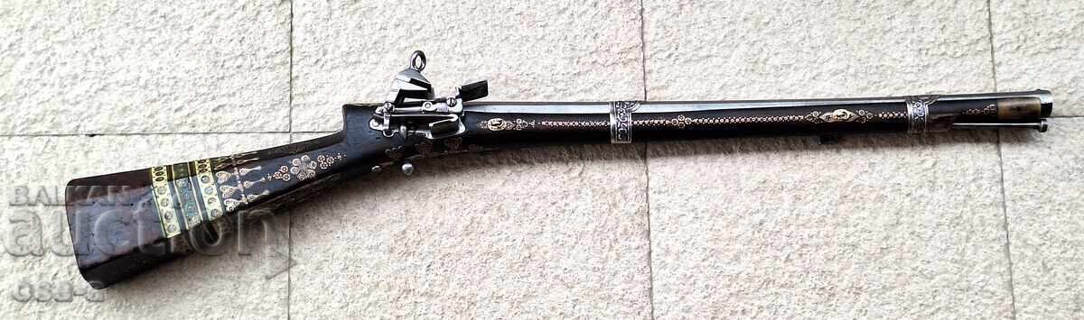 Shishane rifle pistol pistol boiler with price 12000.00 BGN | € 6135.50