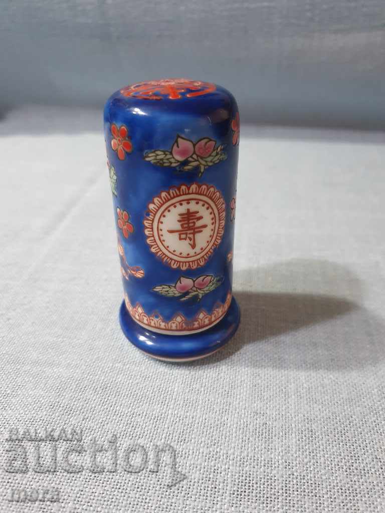 Farfurie japoneza din portelan pentru scobitori cu preț 25.00 BGN | € 12.78 Farfurie japoneza din portelan pentru scobitori cu preț 25.00 BGN | € 12.78