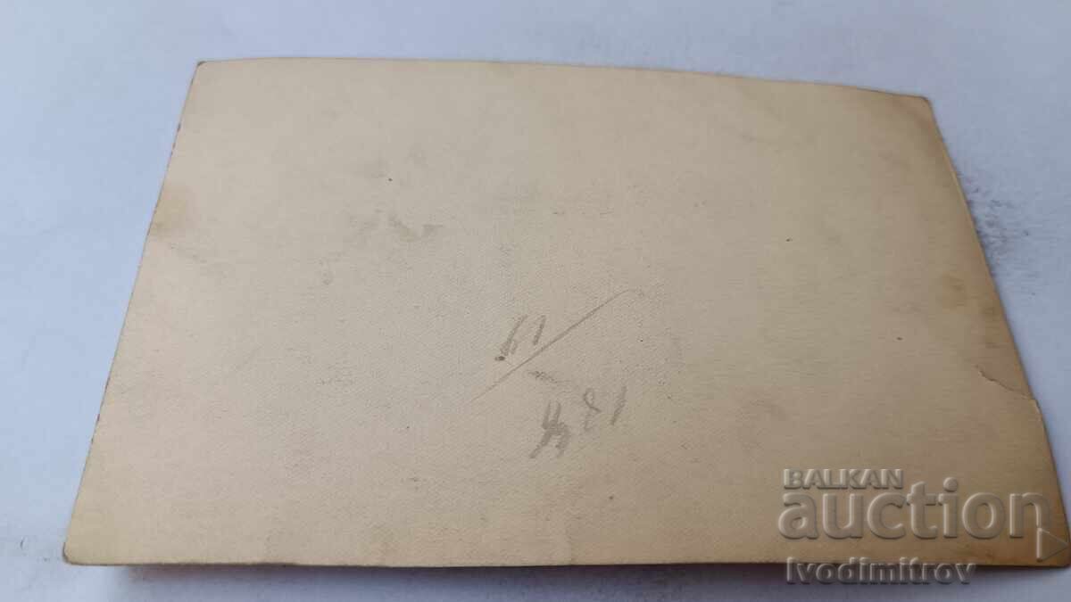 Φωτογραφία Σοφία Άνδρες και γυναίκες στο δρόμο με τιμή 2.35 BGN | € 1.20