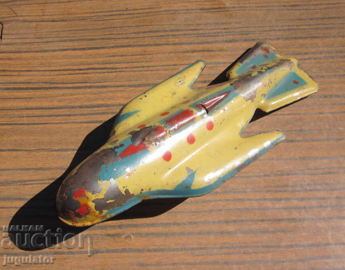 Доставка на стара космическа ламаринена метална играчка ракета Доставка на стара космическа ламаринена метална играчка ракета