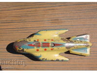 Παλιό διαστημικό μεταλλικό παιχνίδι ρουκέτα