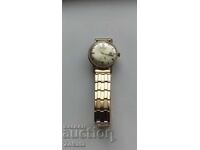 Ceas. Fabricat în Elveția