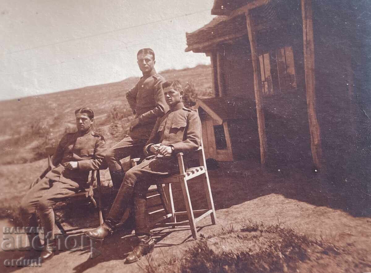 4960 Αξιωματικοί της Βουλγαρίας μπροστά από χαρακώματα και καταφύγια Α' ΠΠ 1918 με τιμή 15.00 BGN | € 7.67