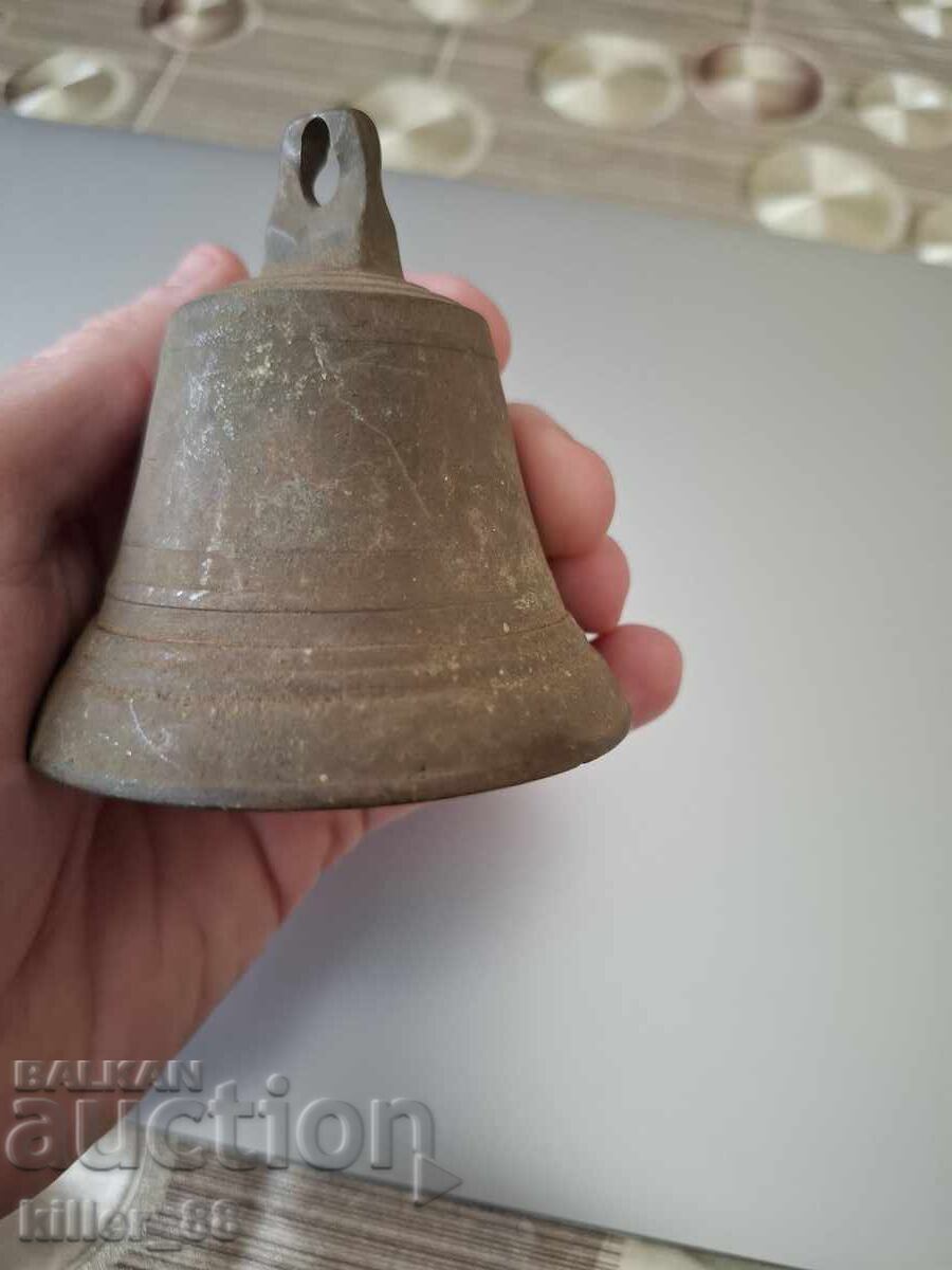Auction  Old bronze bell number 9