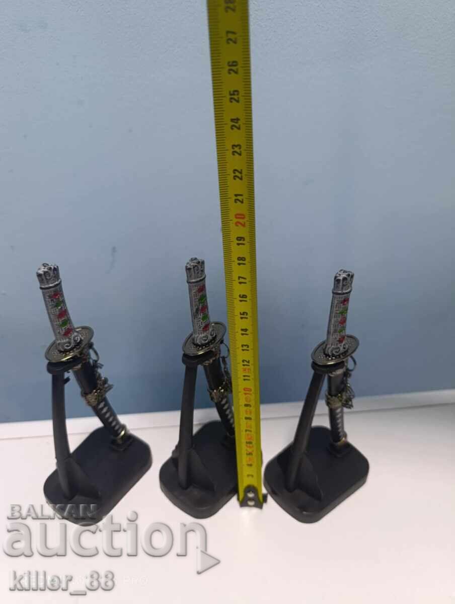 Small Katana with price 45.00 BGN | € 23.01