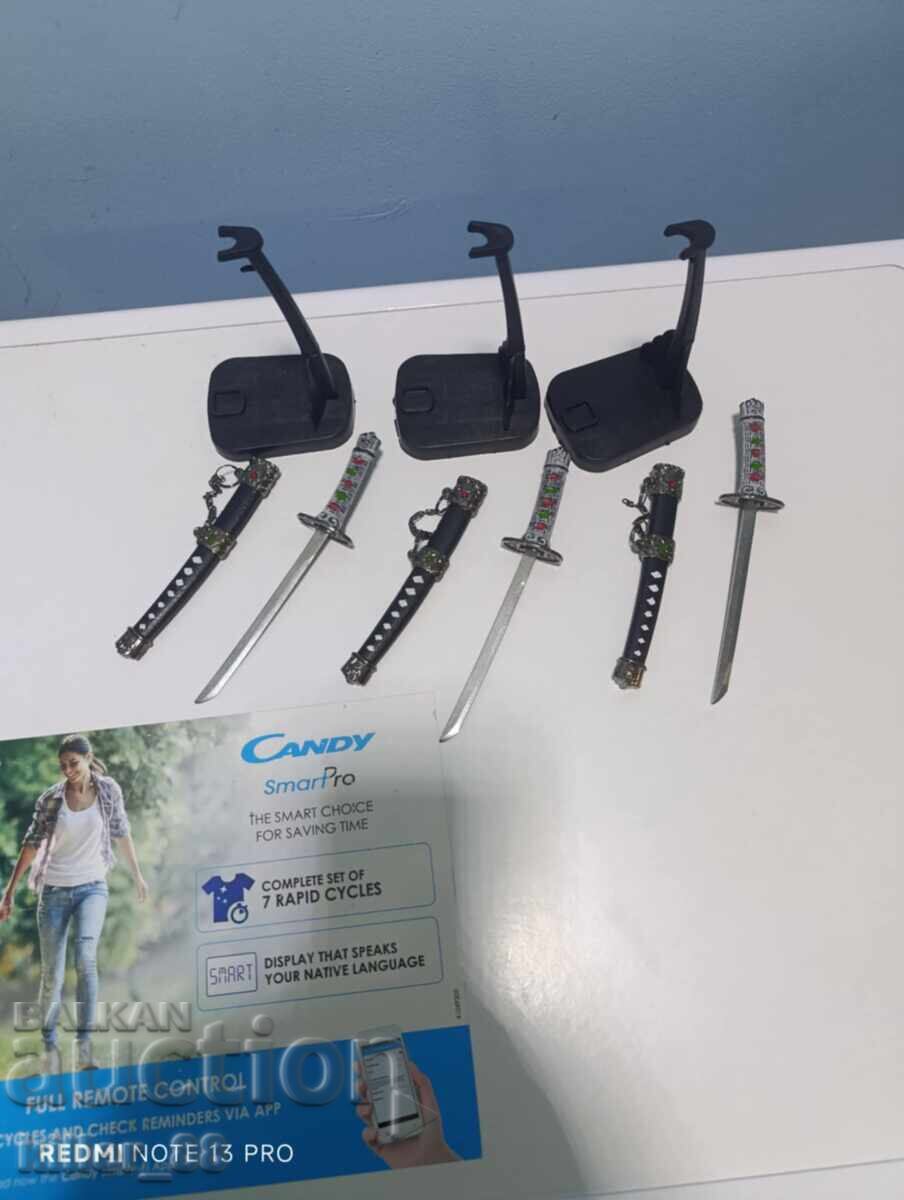 Auction  Small Katana