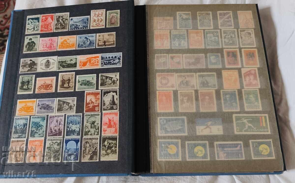 Binder with 538 postage stamps - 6 Binder with 538 postage stamps - 6