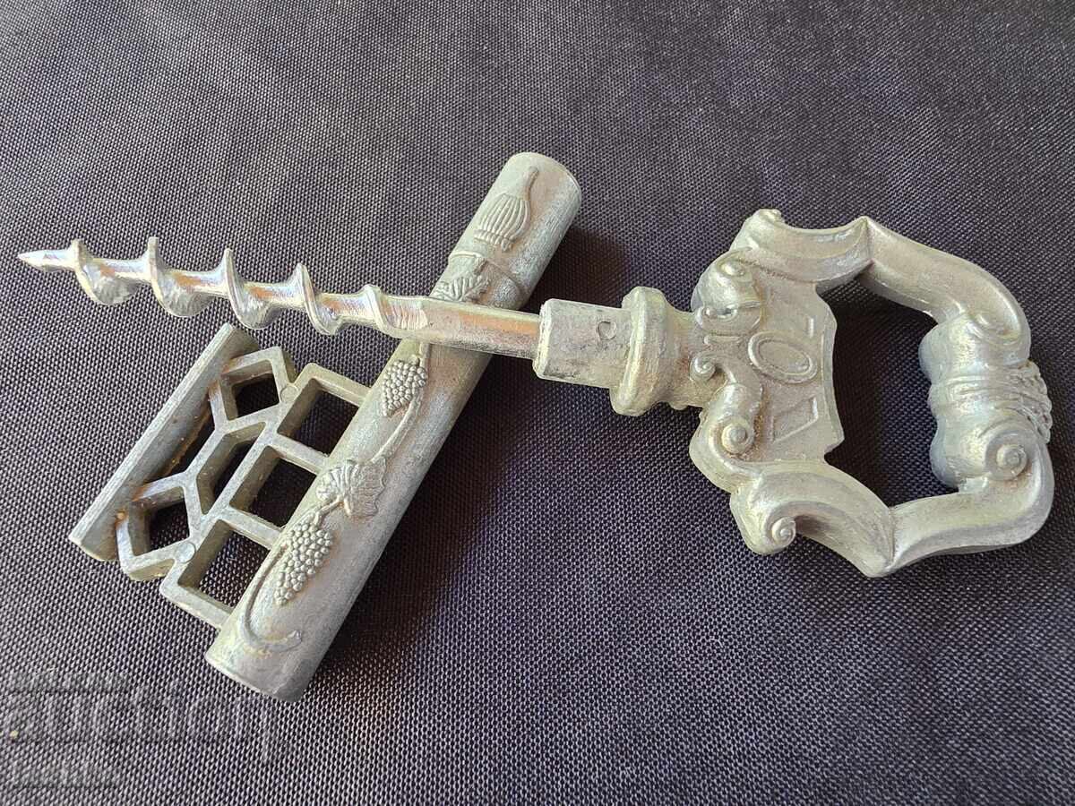 Auction  Old corkscrew