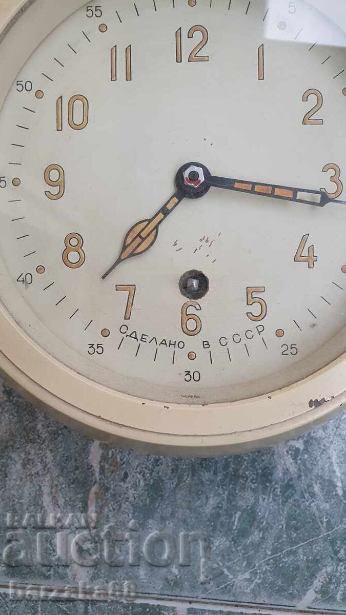 Σοβιετικό ρολόι πλοίου με τιμή € 92.03 | 180.00 BGN