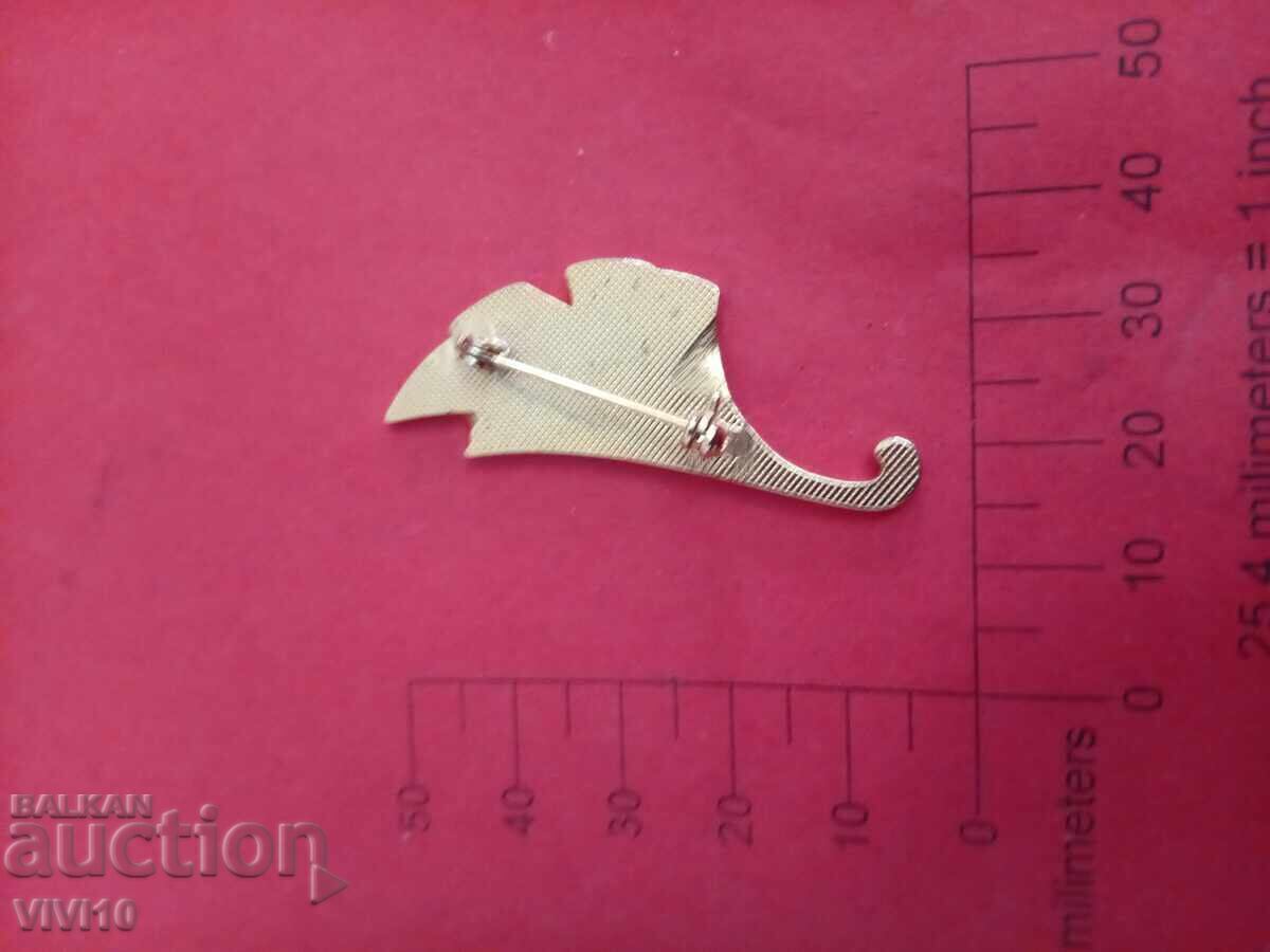 Αρχαία καρφίτσα με σμάλτο και πέτρες με τιμή € 15.00 | 29.34 BGN