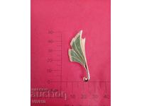 Broșă veche cu email și pietre